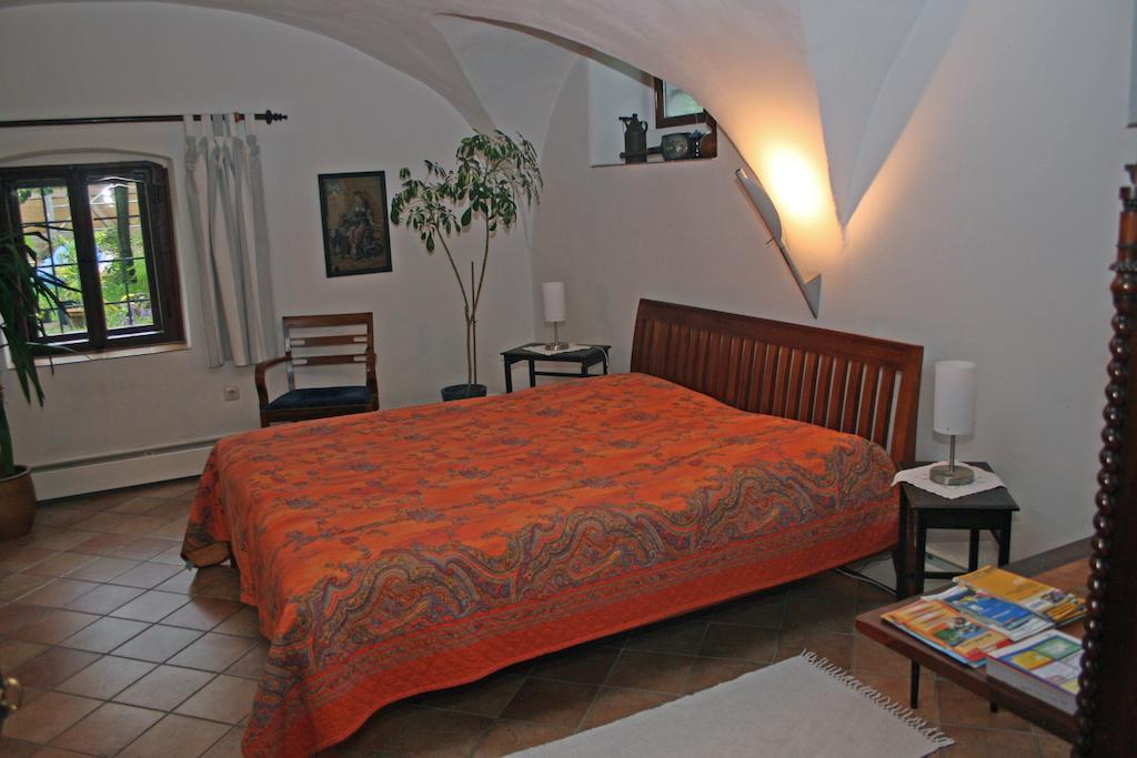 Poncet'Sches Herrenhaus Dresden Room photo